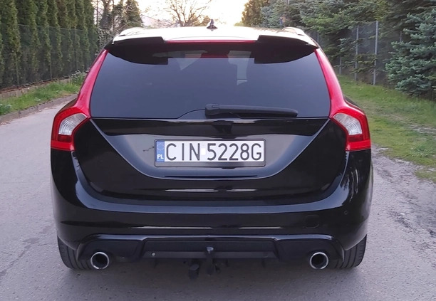 Volvo V60 cena 33900 przebieg: 203000, rok produkcji 2011 z Inowrocław małe 497